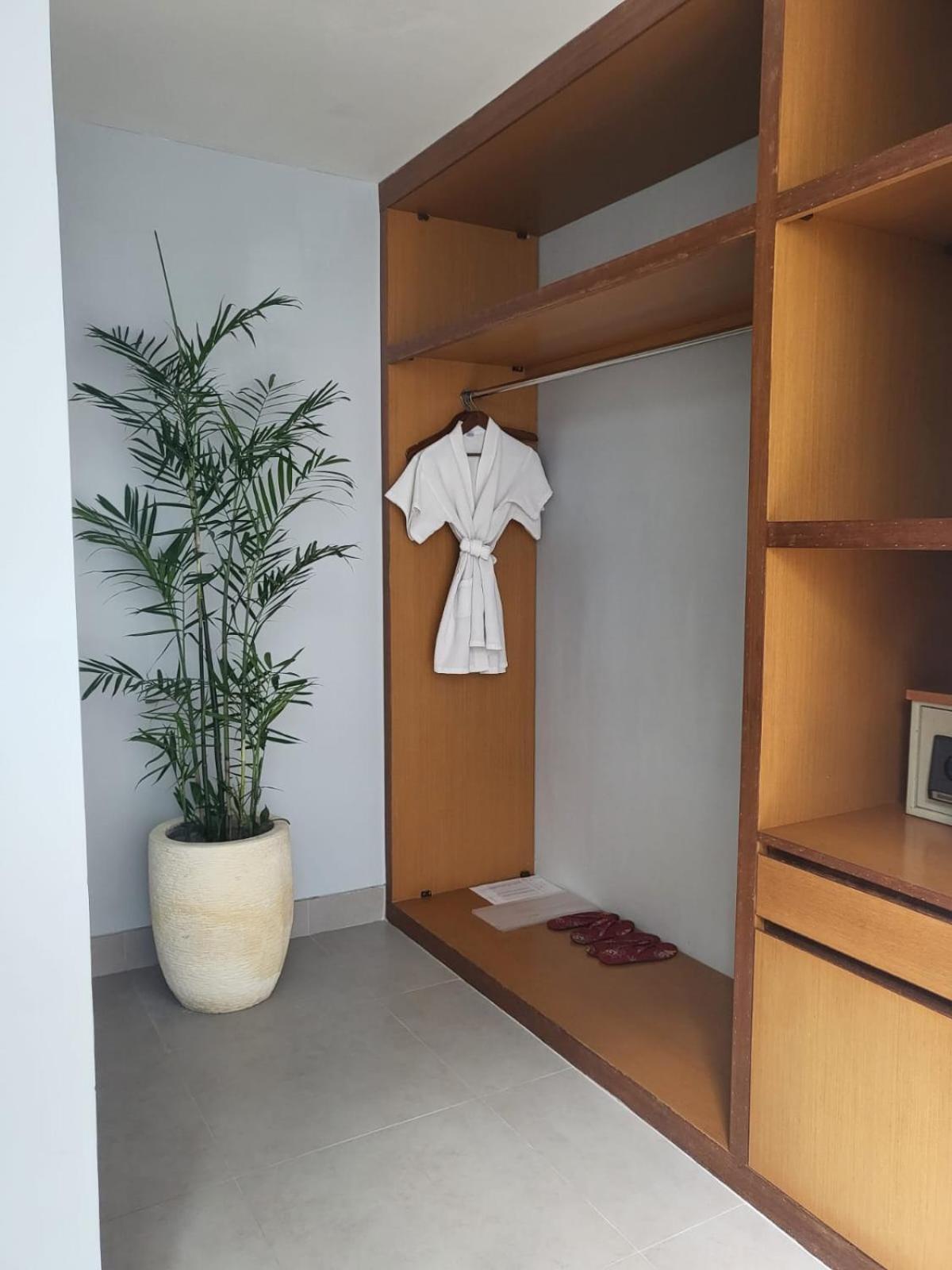Pradha Villas Seminyak Экстерьер фото